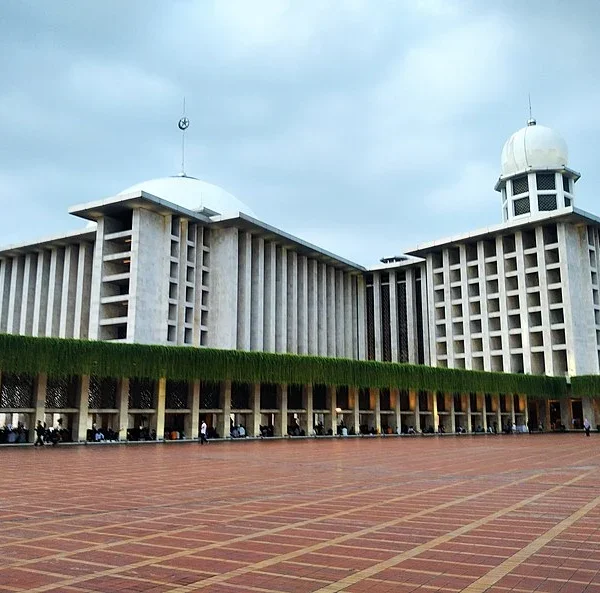 Grand Istiqlal Mosque