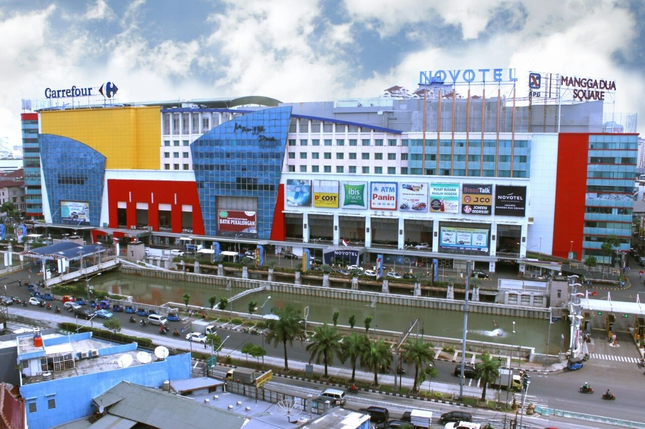 Mangga Dua Square