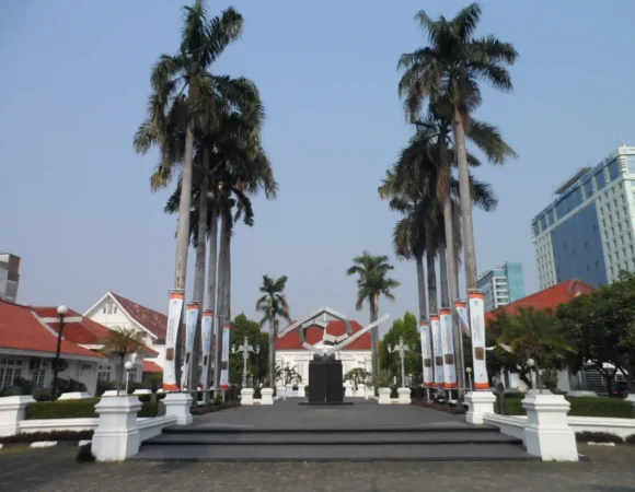 Your Guide to Visiting the National Gallery of Indonesia: A Cultural Hub in Jakarta